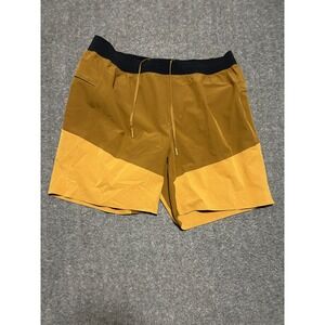 Lululemon train to beach short 8" inseam tan mens size 2XL lined LM7AJGS